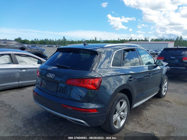 WA1BNAFY5K2053565 Audi Q5 Premium Plus