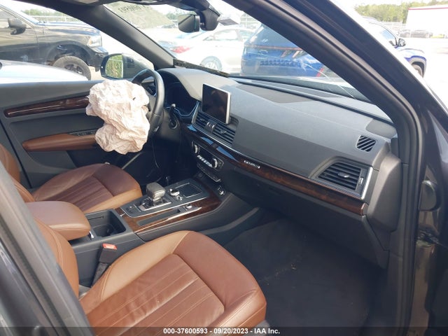 WA1BNAFY5K2053565 Audi Q5 Premium Plus