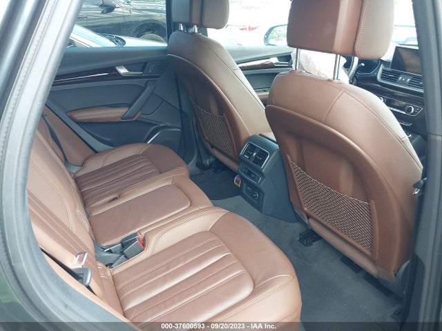 WA1BNAFY5K2053565 Audi Q5 Premium Plus