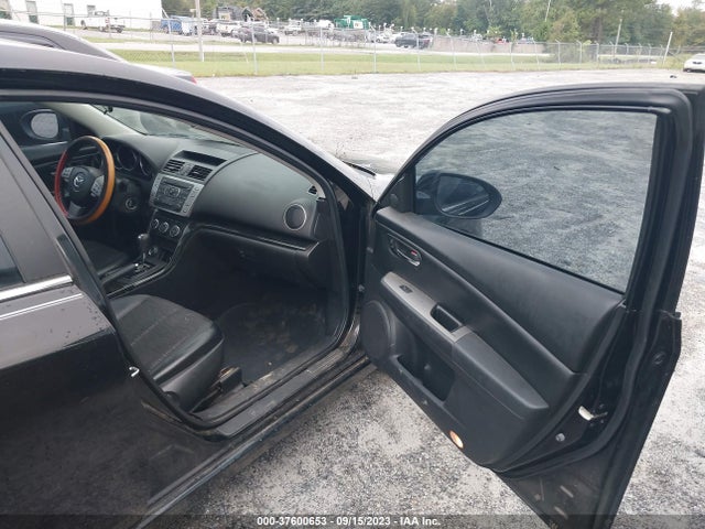 2009 MAZDA MAZDA6 S TOURING VIN: 1YVHP82B095M08990