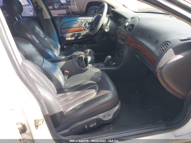 2001 CHRYSLER 300M VIN: 2C3HE66G11H513285