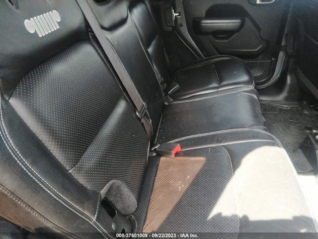 1C4HJXDN2KW685701 Jeep Wrangler Unlimited Sport Altitude