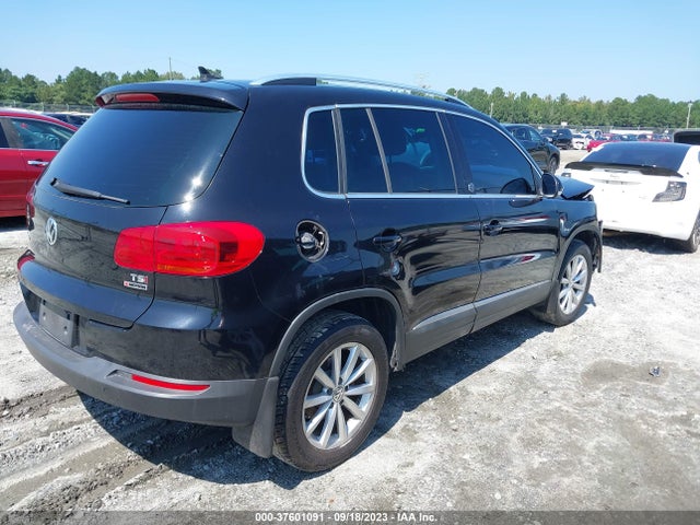 WVGSV7AX6HK026242 Volkswagen Tiguan Wolfsburg Edition