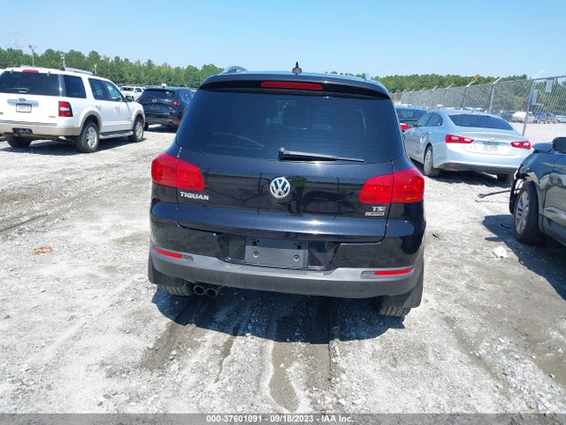 WVGSV7AX6HK026242 Volkswagen Tiguan Wolfsburg Edition