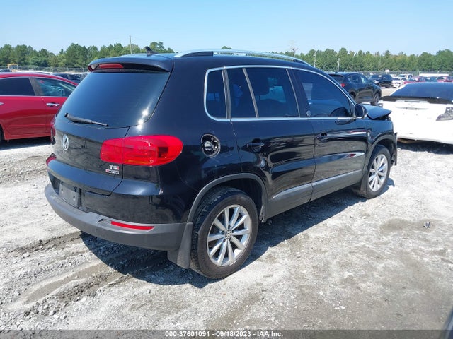 WVGSV7AX6HK026242 Volkswagen Tiguan Wolfsburg Edition
