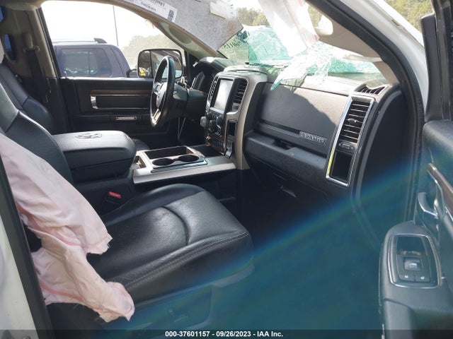 1C6RR7NT8FS661305 RAM 1500 Laramie