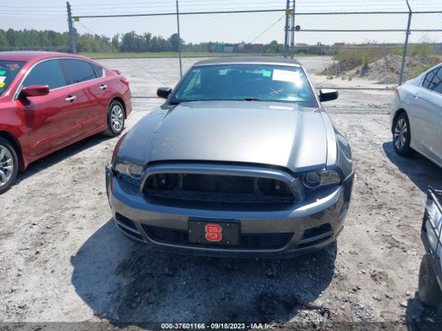 1ZVBP8EM2E5245744 Ford Mustang V6