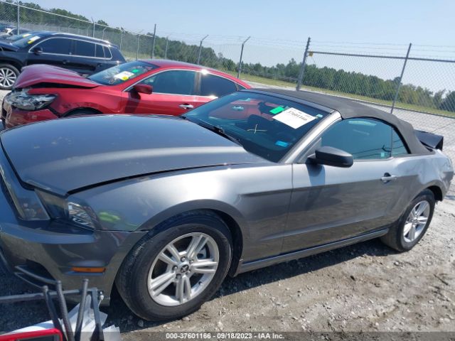 1ZVBP8EM2E5245744 Ford Mustang V6