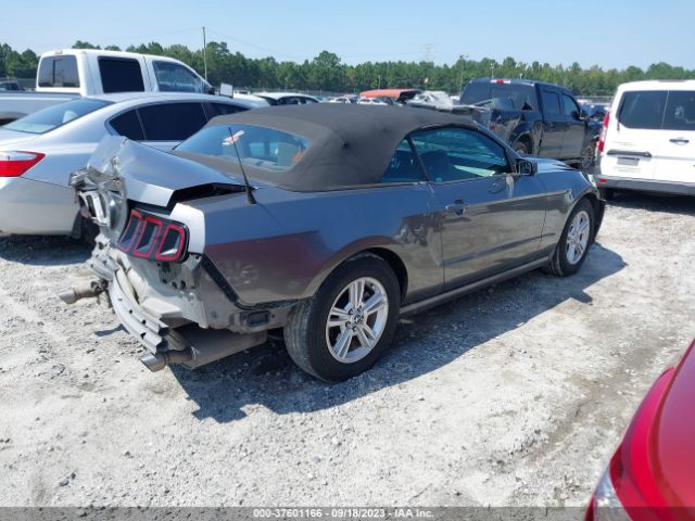 1ZVBP8EM2E5245744 Ford Mustang V6