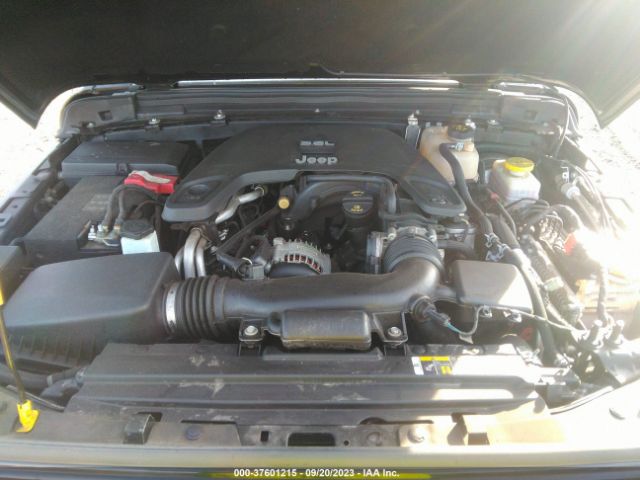 1C4HJXDG1KW533121 Jeep Wrangler Unlimited Sport S