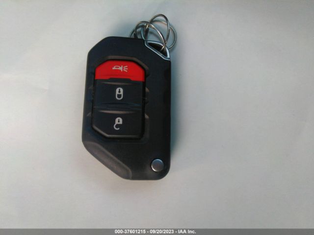 1C4HJXDG1KW533121 Jeep Wrangler Unlimited Sport S