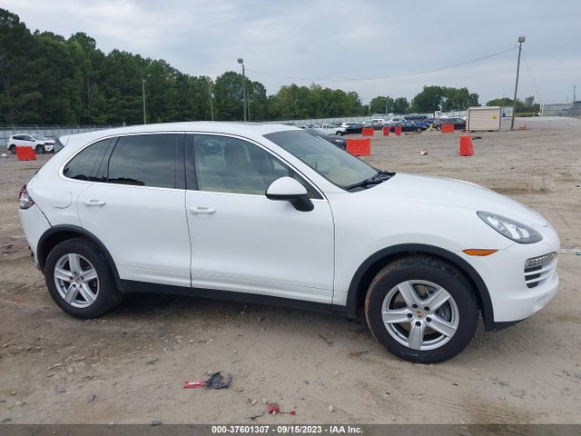 37601307 :رقم المزاد ، WP1AA2A20CLA08095 vin ، 2012 Porsche Cayenne مزاد بيع
