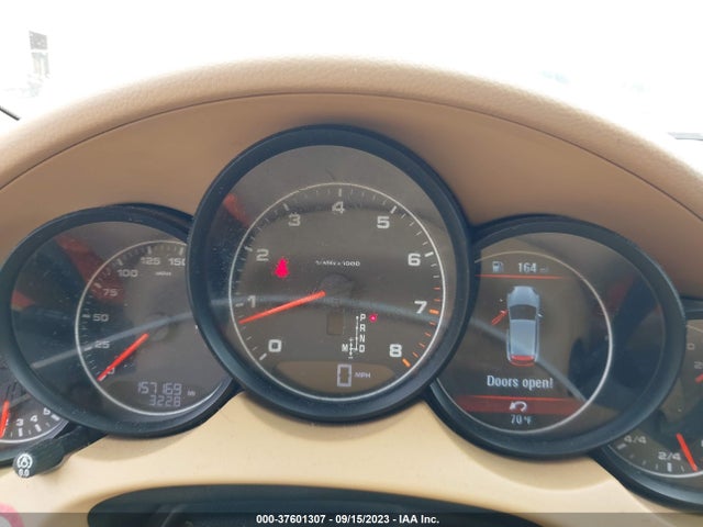 37601307 :رقم المزاد ، WP1AA2A20CLA08095 vin ، 2012 Porsche Cayenne مزاد بيع