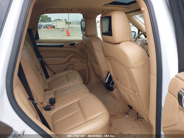 37601307 :رقم المزاد ، WP1AA2A20CLA08095 vin ، 2012 Porsche Cayenne مزاد بيع