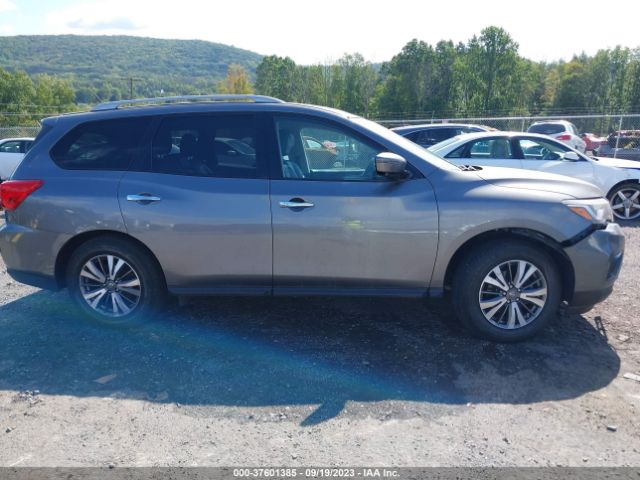 5N1DR2MM8HC681367 Nissan Pathfinder Sl