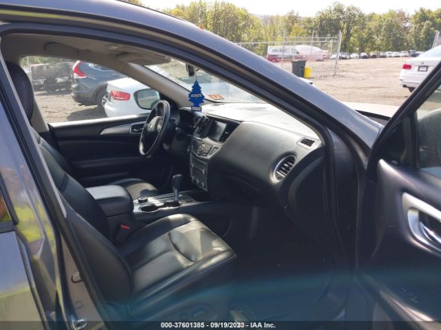5N1DR2MM8HC681367 Nissan Pathfinder Sl