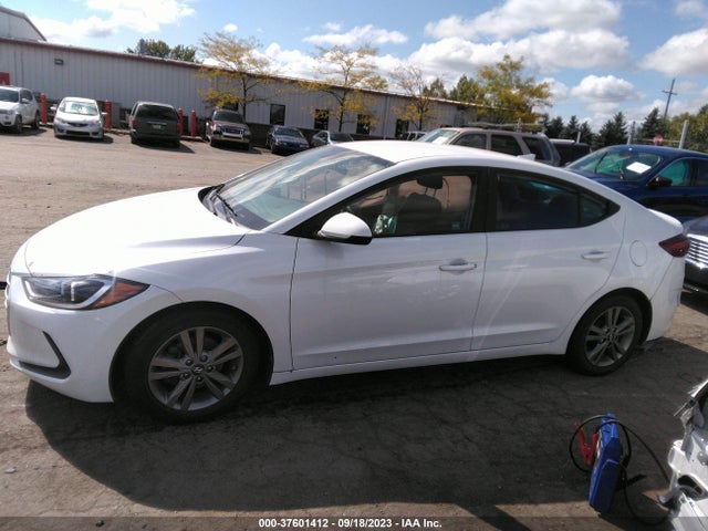 Hyundai ELANTRA SE 2017 5NPD84LFXHH120517 Image 14