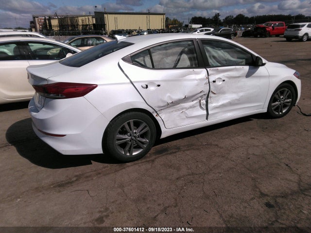 Hyundai ELANTRA SE 2017 5NPD84LFXHH120517 Image 4