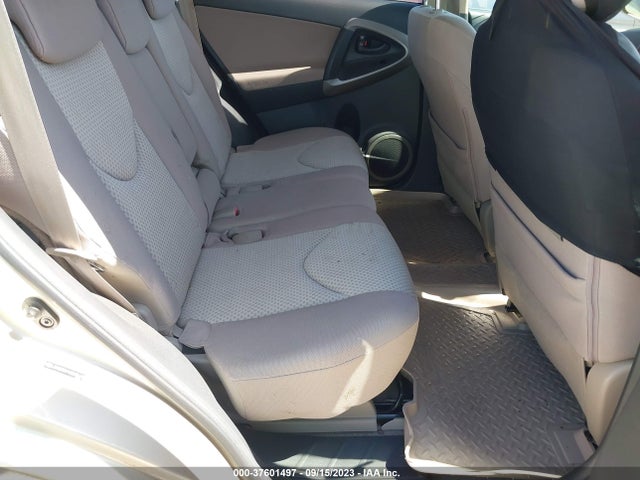 2006 TOYOTA RAV4 BASE VIN: JTMBD33V165045675