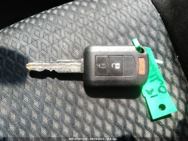 JA4AD2A38JZ051797 Mitsubishi Outlander Es