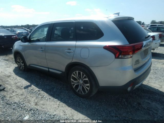 JA4AD2A38JZ051797 Mitsubishi Outlander Es