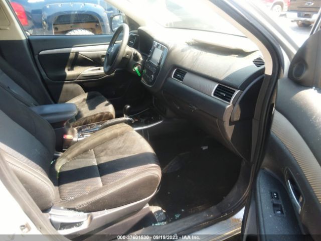 JA4AD2A38JZ051797 Mitsubishi Outlander Es