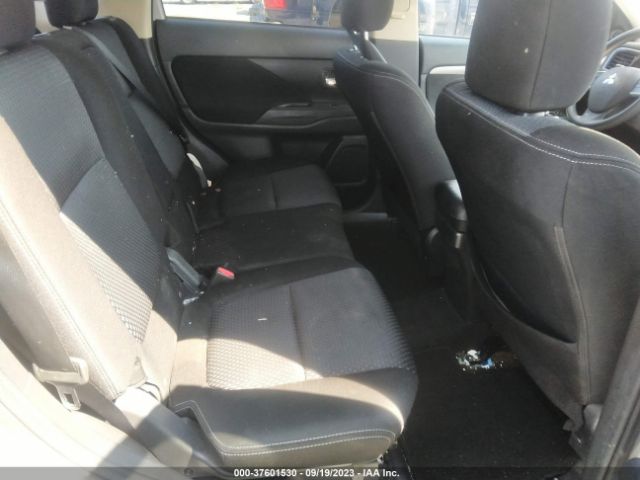 JA4AD2A38JZ051797 Mitsubishi Outlander Es