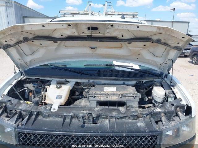 Chevrolet EXPRESS CARGO VAN 2019 1GCWGAFP0K1303793 Image 10
