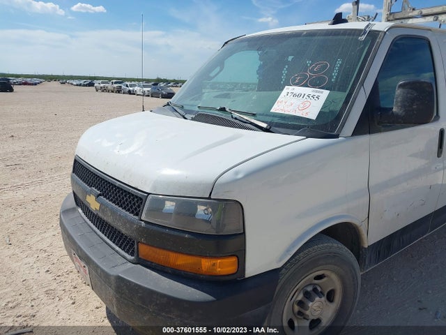 Chevrolet EXPRESS CARGO VAN 2019 1GCWGAFP0K1303793 Image 6