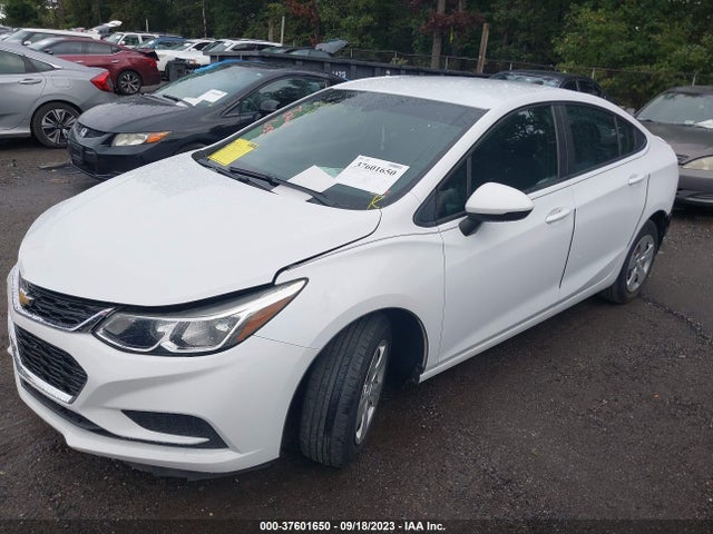 Chevrolet CRUZE LS 2018 1G1BC5SMXJ7235438 Image 2
