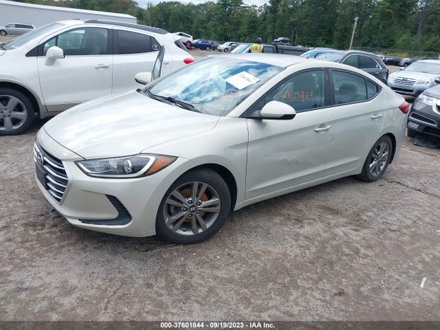 Hyundai ELANTRA SE 2017 KMHD84LF7HU227509 Image 2