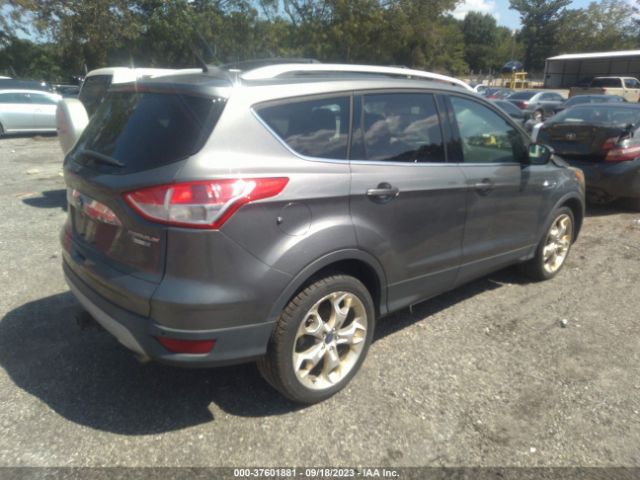 1FMCU9J95EUB70191 Ford Escape Titanium