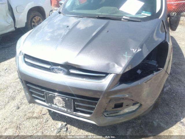 1FMCU9J95EUB70191 Ford Escape Titanium