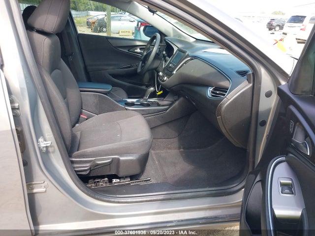 Chevrolet MALIBU LT 2018 1G1ZD5ST7JF251086 Image 5