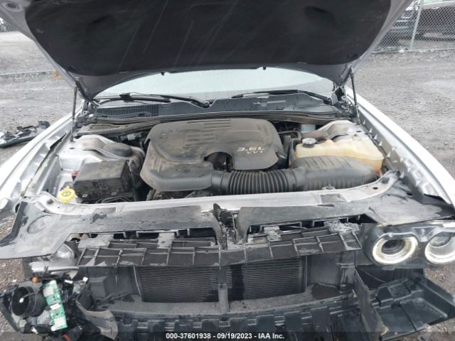2C3CDZAGXJH183457 Dodge Challenger Sxt Plus