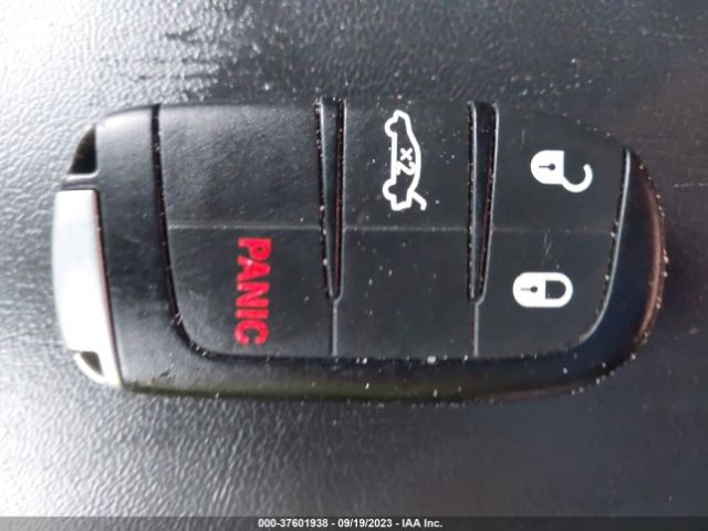 2C3CDZAGXJH183457 Dodge Challenger Sxt Plus