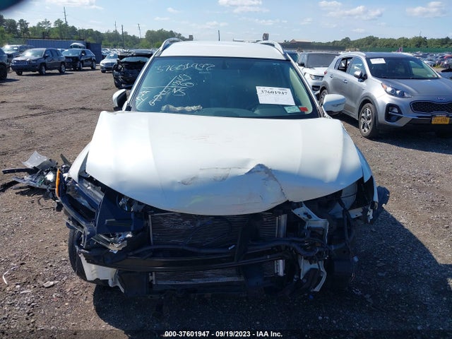2015 NISSAN ROGUE SL VIN: 5N1AT2MV2FC818247