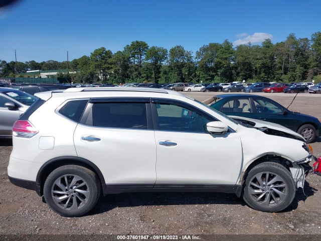 2015 NISSAN ROGUE SL VIN: 5N1AT2MV2FC818247