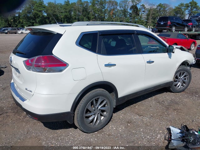 2015 NISSAN ROGUE SL VIN: 5N1AT2MV2FC818247