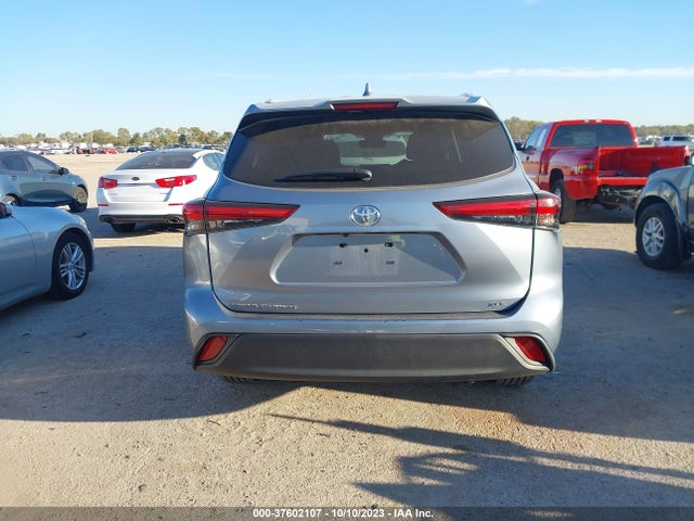 Toyota Highlander Xle 2022 5TDGZRAH8NS123126 Image 16