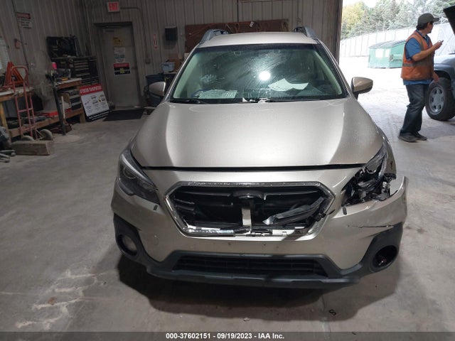 2018 SUBARU OUTBACK PREMIUM VIN: 4S4BSAFCXJ3387985