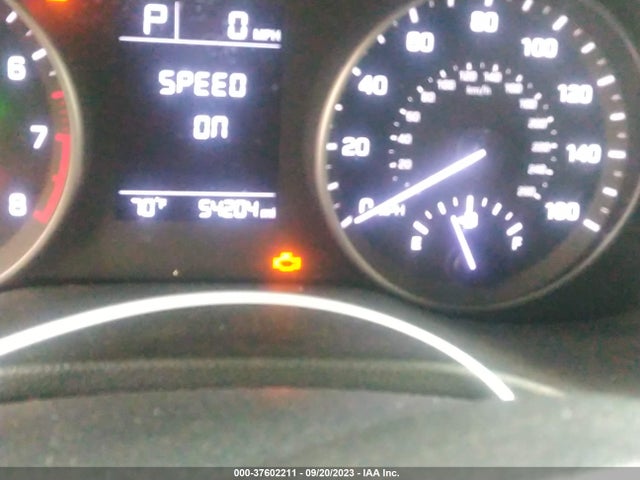 Hyundai ELANTRA SE 2018 KMHD74LF4JU585515 Image 16