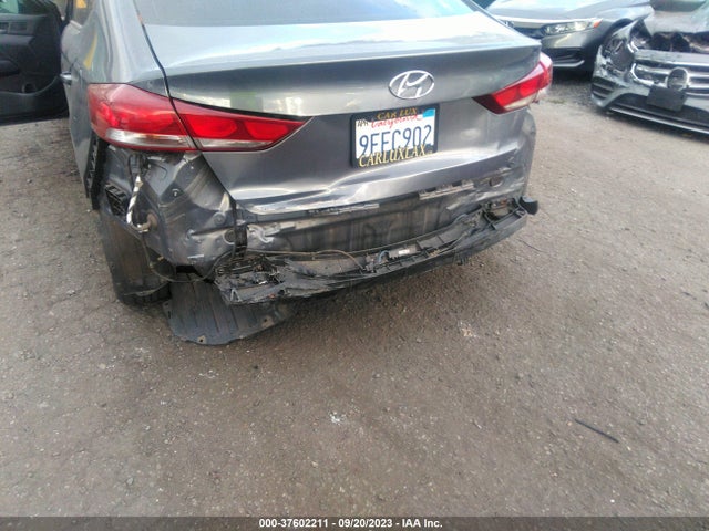 Hyundai ELANTRA SE 2018 KMHD74LF4JU585515 Image 6