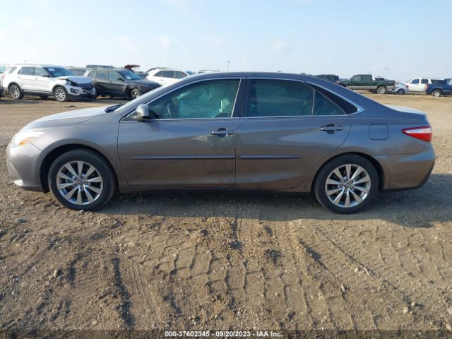 4T1BF1FK3HU704165 Toyota CAMRY XLE