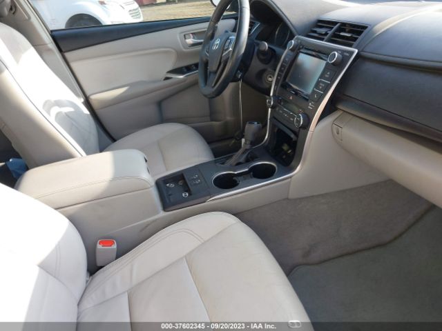 4T1BF1FK3HU704165 Toyota CAMRY XLE