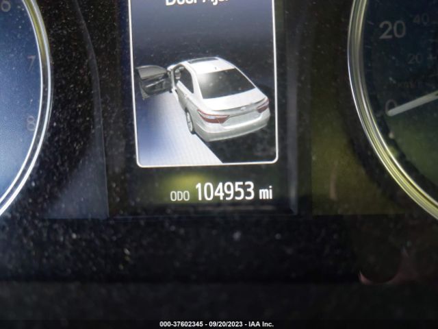 4T1BF1FK3HU704165 Toyota CAMRY XLE