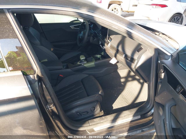WAUDACF52NA028447 Audi A5 Sportback S Line Premium