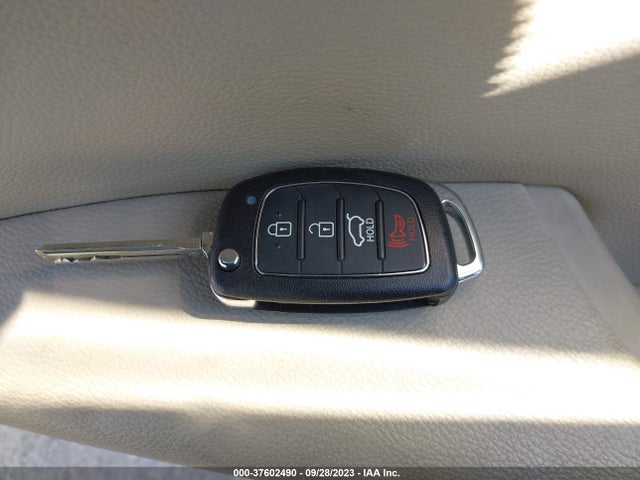 Продаж на аукціоні авто 2015 Hyundai Sonata 1.6t Eco, vin: 5NPE24AA0FH148711, номер лоту: 37602490