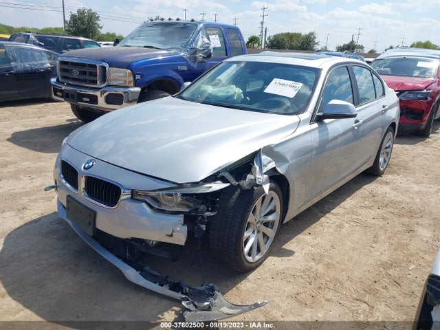 BMW 320i Xdrive 2018 WBA8A3C50JA505795 Image 2