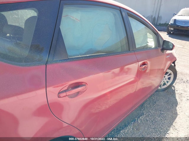 Toyota Prius V Two/three/five 2014 JTDZN3EU1E3300996 Image 13